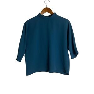 Uniqlo green high‎ neck blouse. Size xs